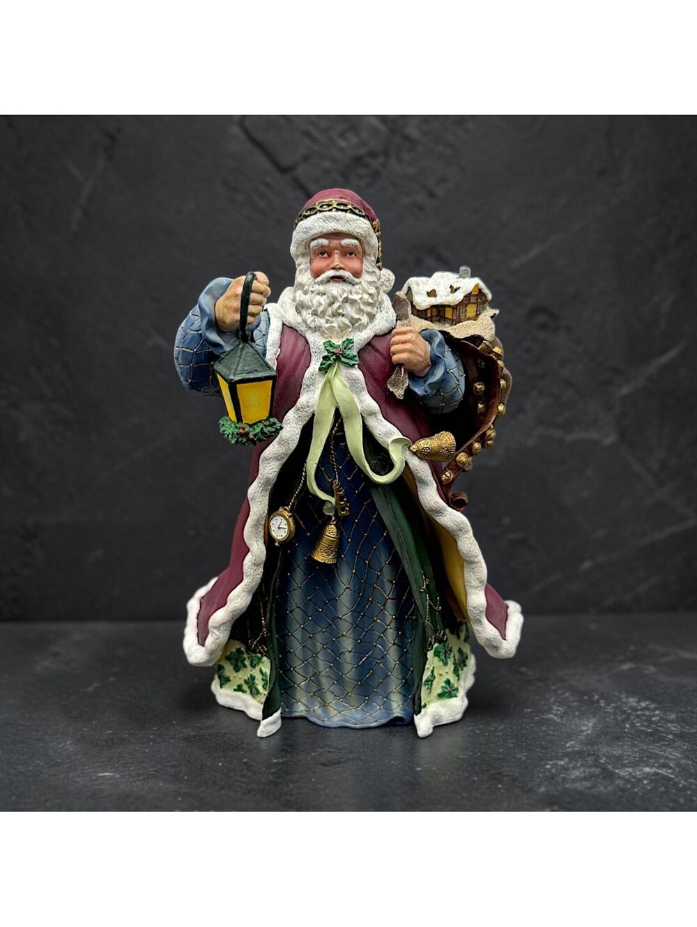 Vtg Thomas Kinkade A Gift from St. Nicholas Santa Figurine Hamilton Collection